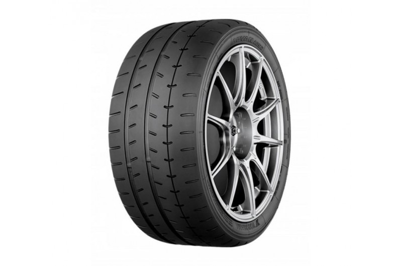 YOKOHAMA A052 245/40 R18 97 Y XL