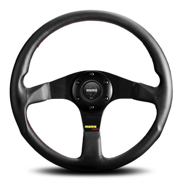 Спортивный руль MOMO TUNER